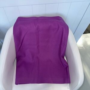 J.Crew size 2 skirt. Hardly worn, great condition.